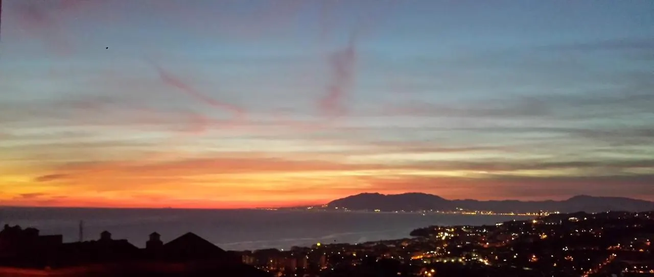 El Mirador, Espectaculares Vistas A La Bahia De Malaga Apartment Torre de Benagalbon