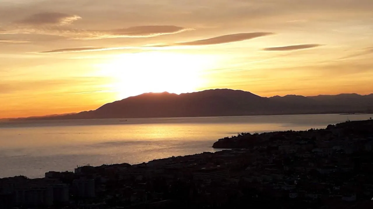 El Mirador, Espectaculares Vistas A La Bahia De Malaga Daire Torre de Benagalbon